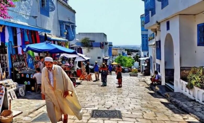 سياحة